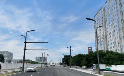 陜西西咸新區(qū)首條多桿合一道路！華體科技讓美與美好一路發(fā)生